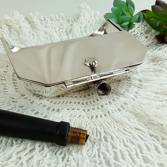 Vintage Sheffield Silver Plate Silent Butler/Crumber With Removable Handle - Picture 7 of 14